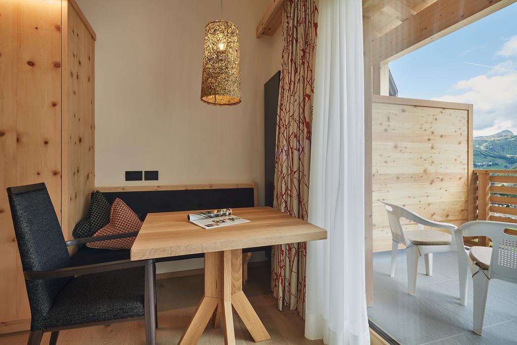 Mountain Hotel Mezdi Calfosch Extérieur photo